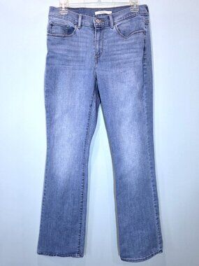 Levi's Classic Boot Cut Jeans Size 6